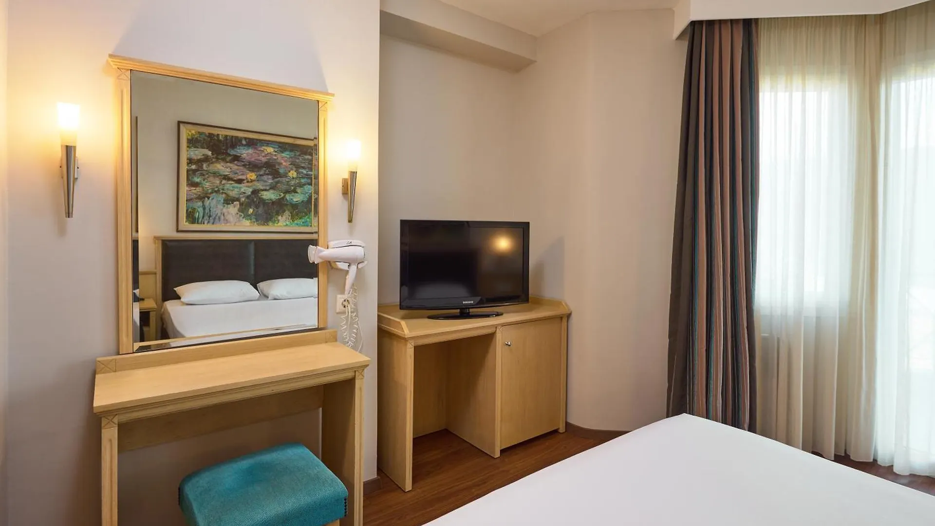 Iris Hotel Thérmi